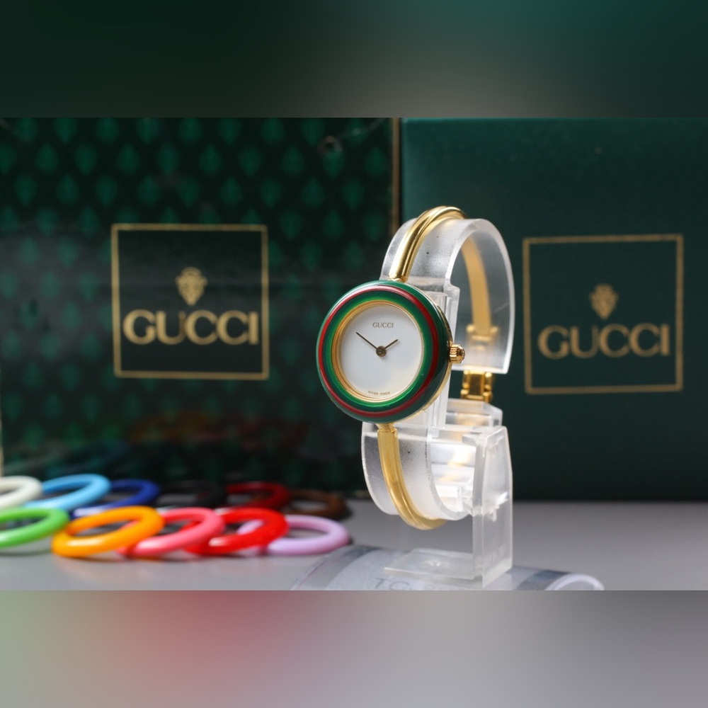 GUCCI Bezel Watch with 12 Colors - Vintage